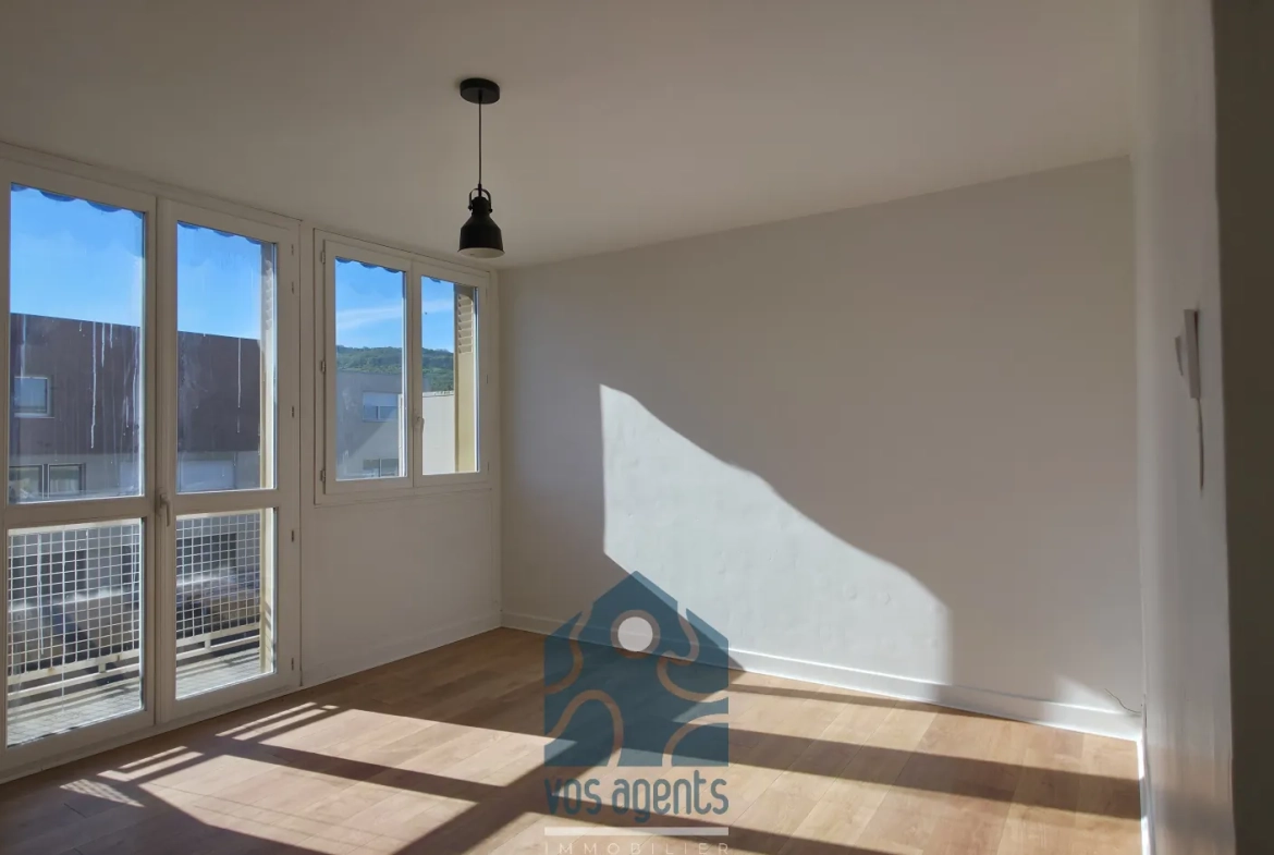Bel appartement de 67 m² avec garage, cave et balcon à Clermont-Ferrand 