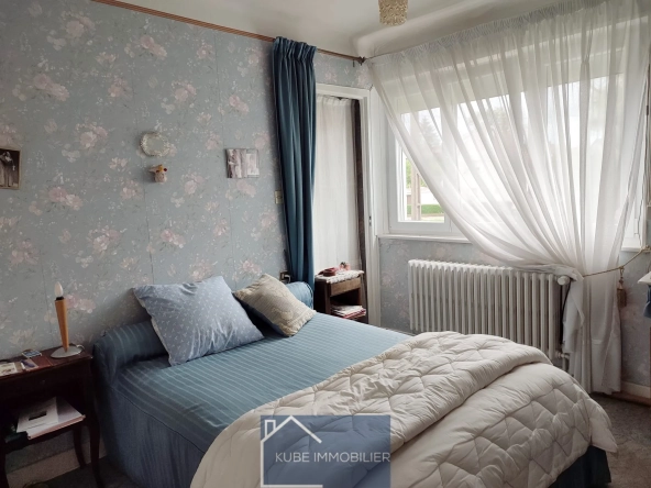 Maison 4 chambres à vendre à Remilly - 89 m² avec garage et terrasse