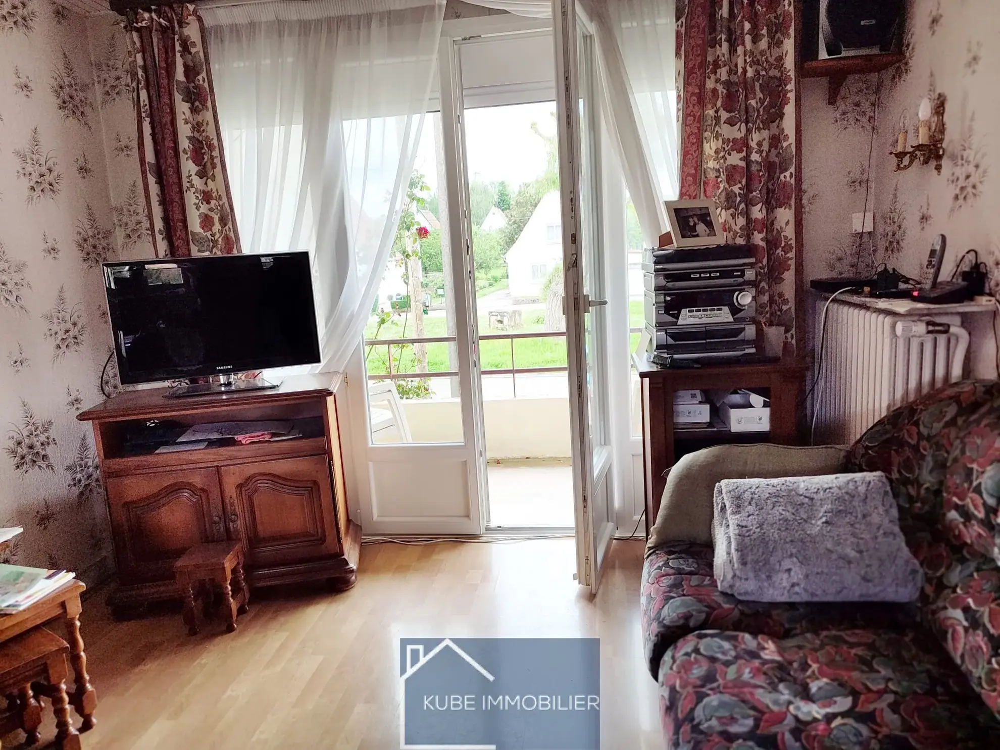 Maison 4 chambres à vendre à Remilly - 89 m² avec garage et terrasse 