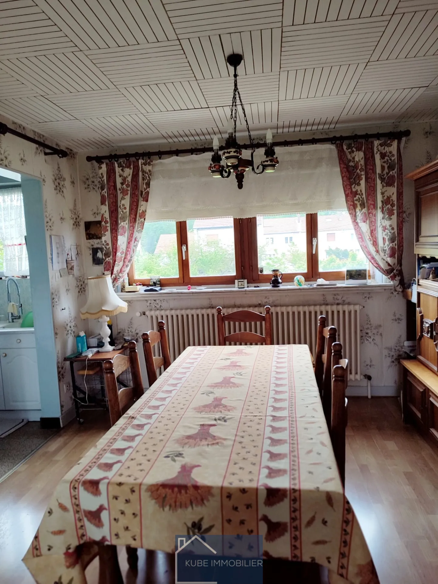 Maison 4 chambres à vendre à Remilly - 89 m² avec garage et terrasse 