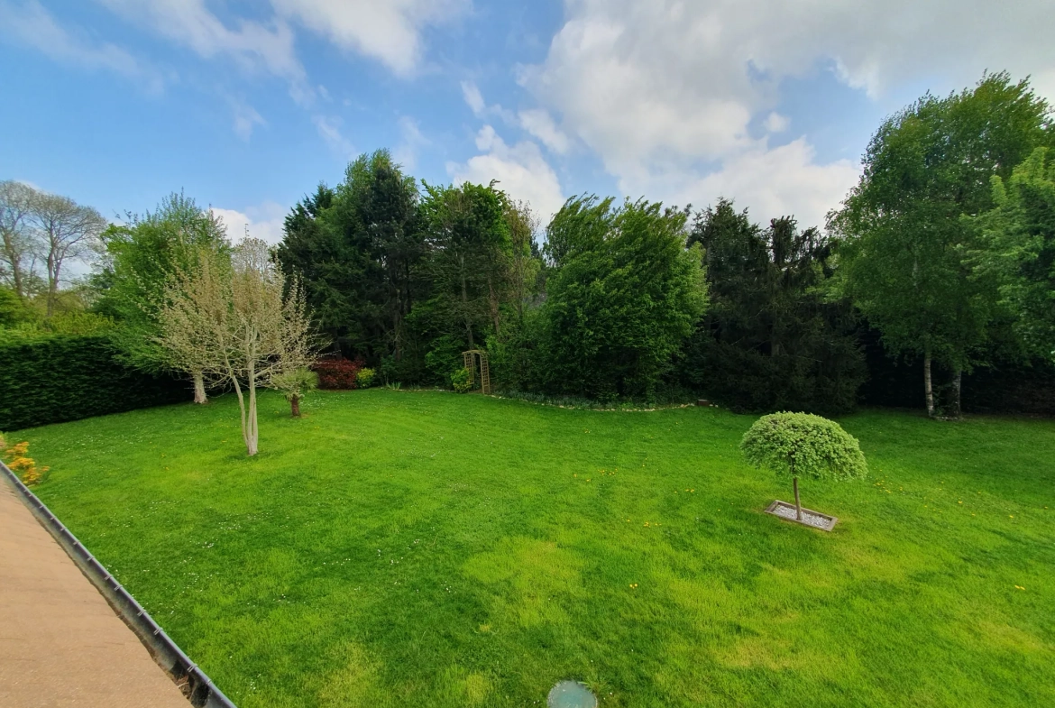 Belle maison normande avec jardin à Cormeilles proche Bernay 