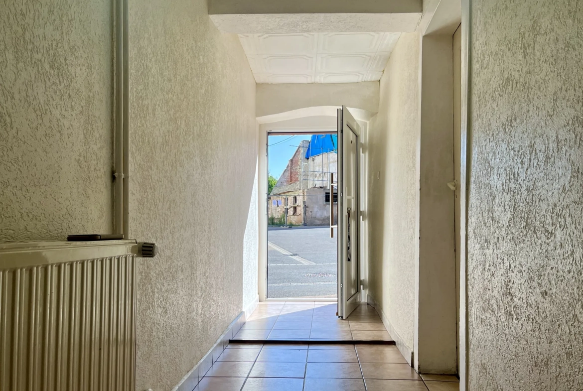 Maison de village semi-mitoyenne de 100 m² à Sarre-Union proche centre-ville 