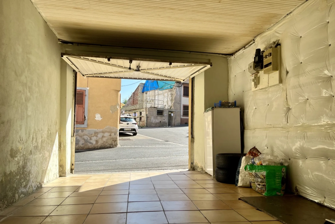 Maison de village semi-mitoyenne de 100 m² à Sarre-Union proche centre-ville 