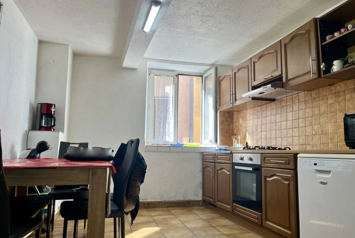 Maison de village semi-mitoyenne de 100 m² à Sarre-Union proche centre-ville 