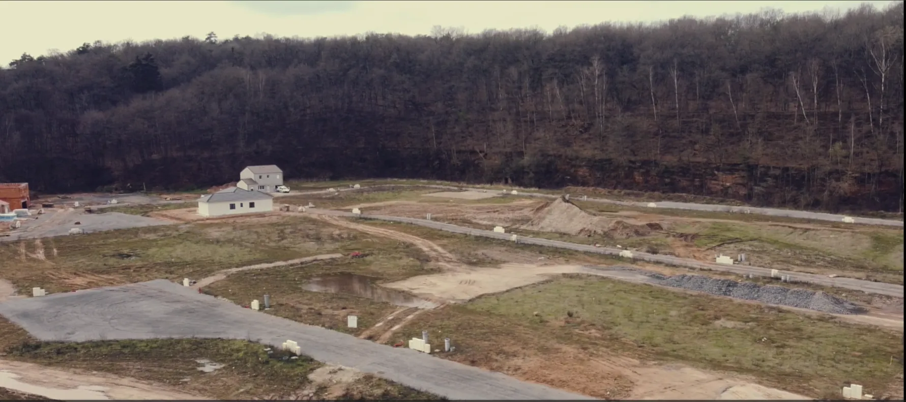 Terrain constructible de 685 m² à Hombourg-Haut près de l'étang 