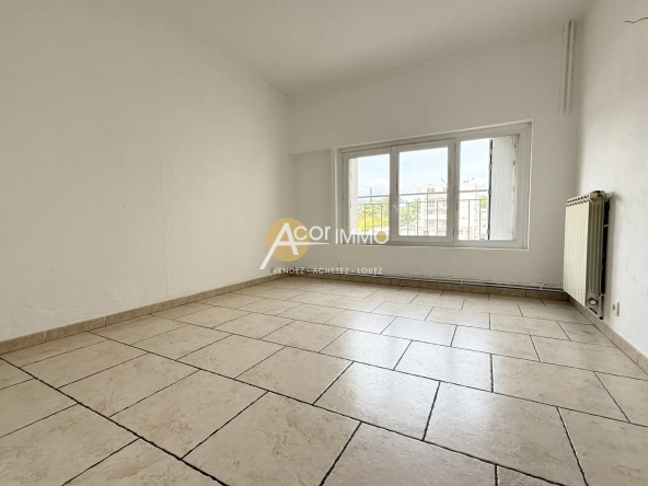 Appartement 94 m² avec studio indépendant à La Seyne-sur-Mer 