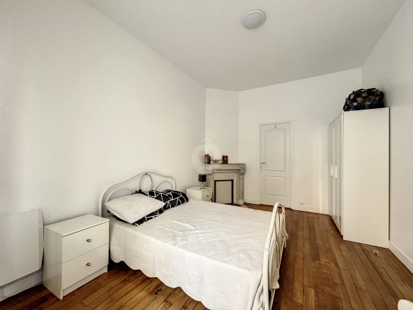Appartement de 4 pièces avec terrasse de 100 m² à Melun 
