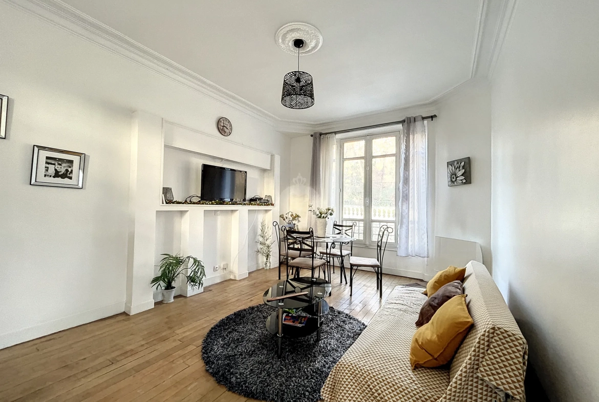 Appartement de 4 pièces avec terrasse de 100 m² à Melun 
