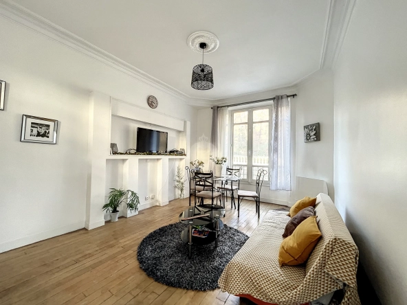 Appartement de 4 pièces avec terrasse de 100 m² à Melun 