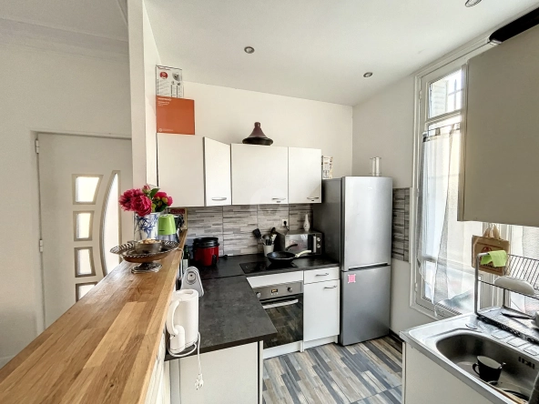 Appartement de 4 pièces avec terrasse de 100 m² à Melun 