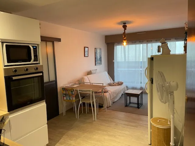 Appartement 2 pièces avec vue latérale sur l'océan à Saint Hilaire de Riez 