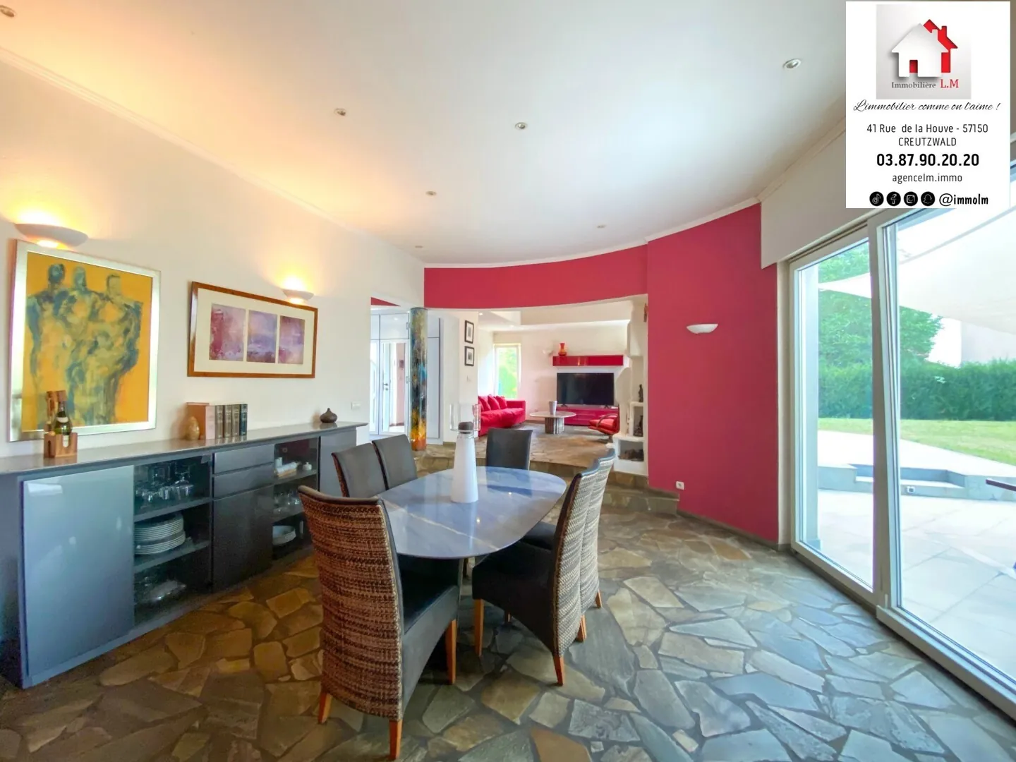 Maison d'architecte à vendre à Creutzwald – 180 m² sur terrain de 25,79 ares 