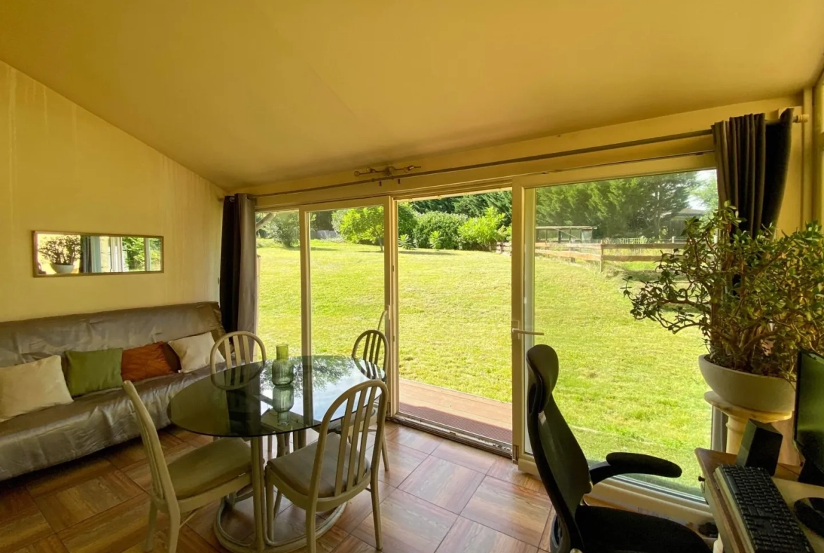 Maison d'architecte à vendre à Creutzwald – 180 m² sur terrain de 25,79 ares 