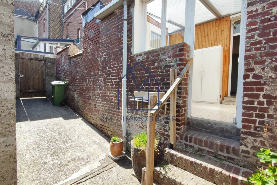 Maison lumineuse avec garage et petit extérieur au Tréport 