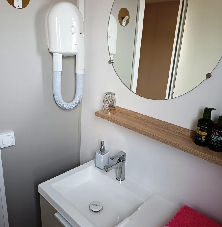Mobil-home neuf 2023 avec terrain privé à Gérardmer – Résidence secondaire ou investissement 