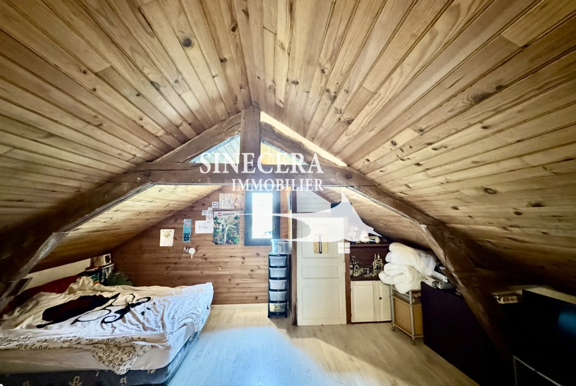 Charmante maison de 145 m² à La Force avec terrain arboré et commodités proches 