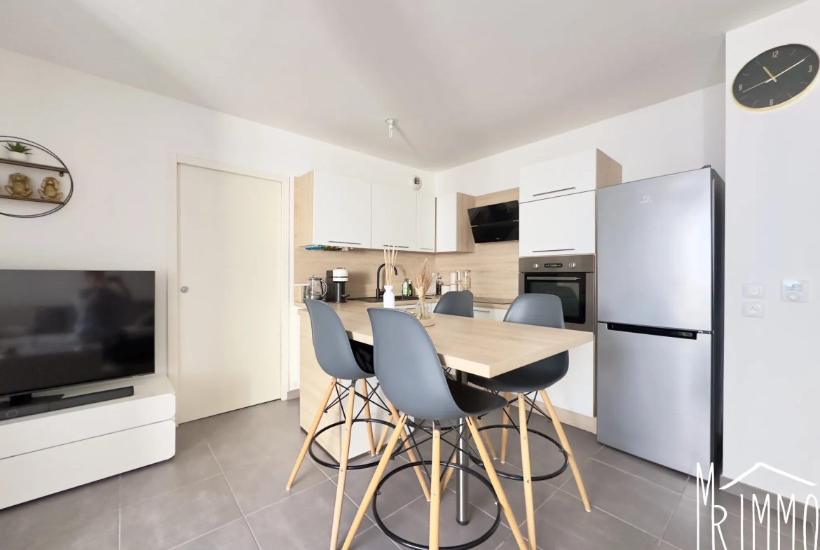 Vente Appartement 2 pièces à Montpellier Ovale avec terrasse et parking privé 
