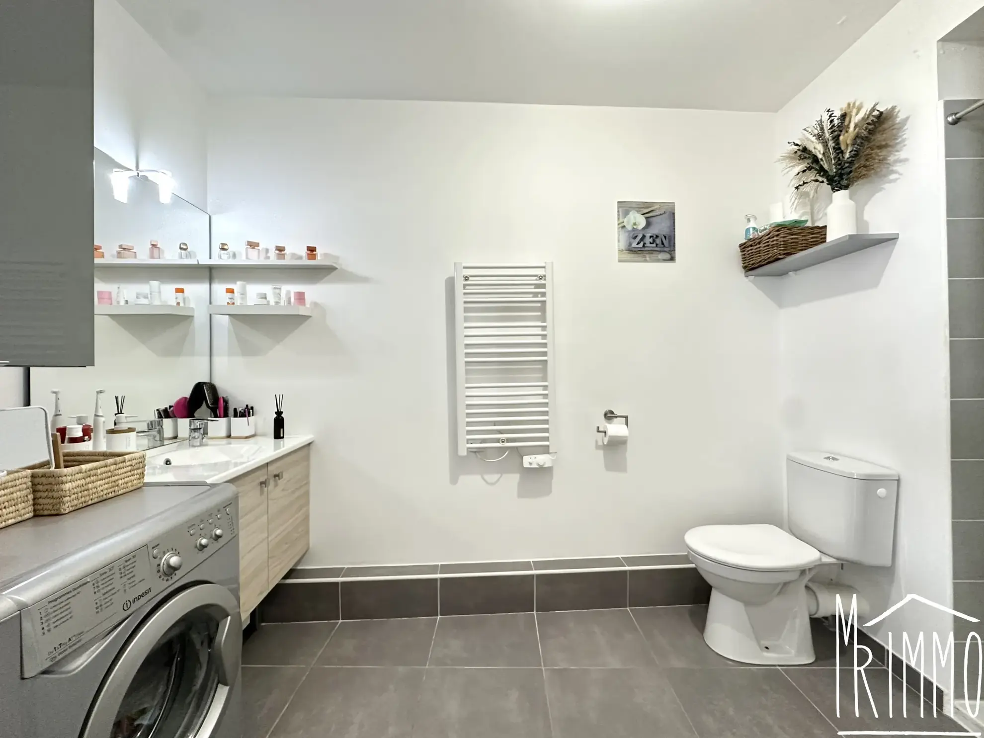 Vente Appartement 2 pièces à Montpellier Ovale avec terrasse et parking privé 
