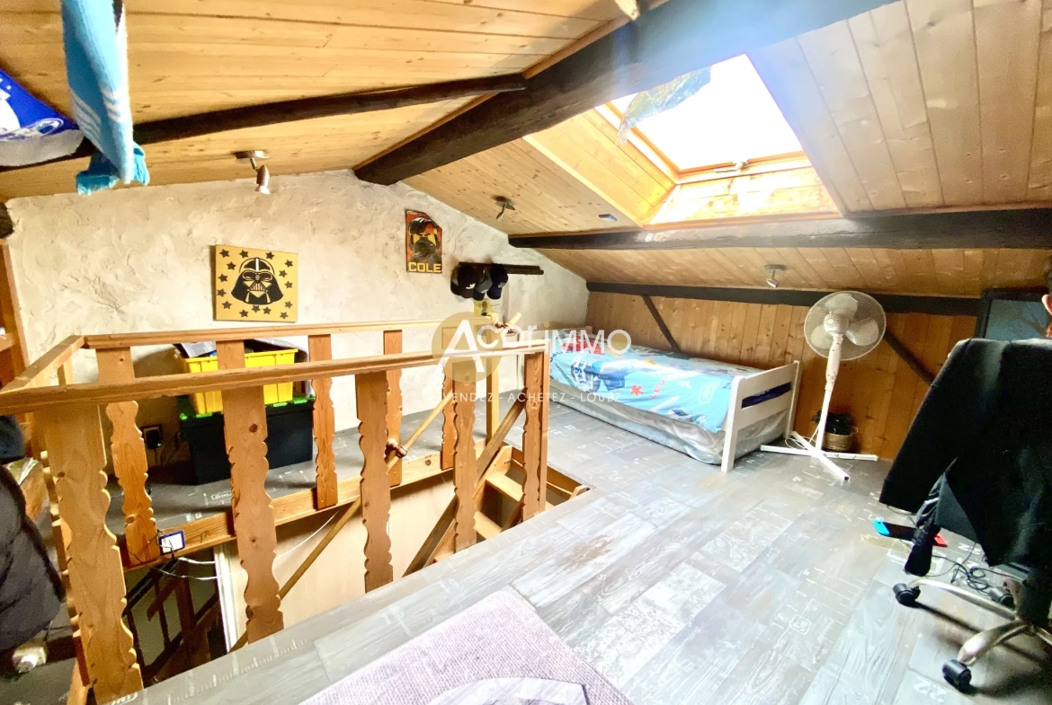 Maison de ville 90 m² avec garage et atelier à La Seyne-sur-Mer 