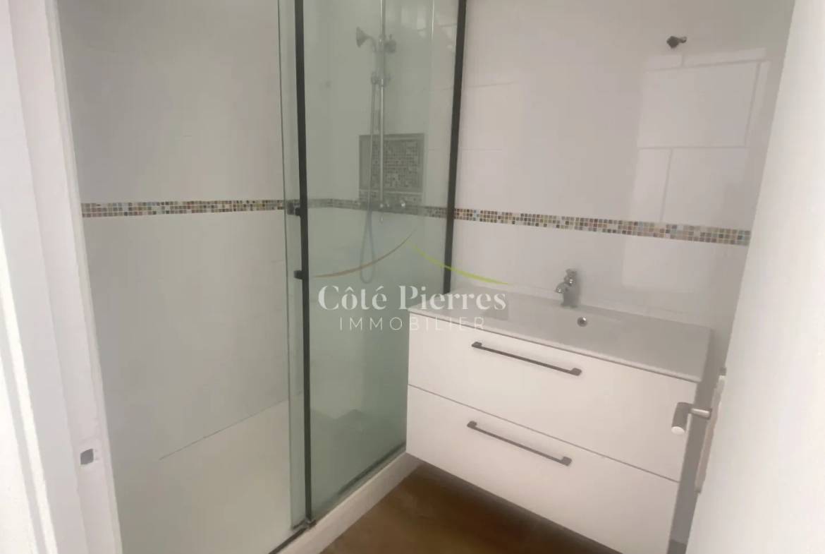 Appartement 4 pièces rénové à Nîmes - Jean Jaurès 