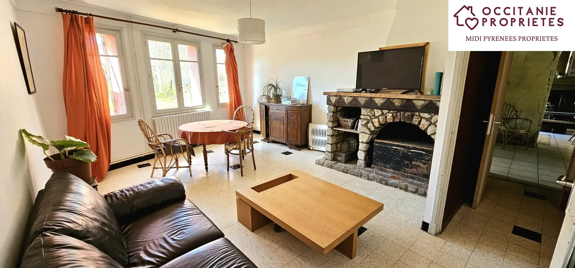 Atypique maison de 223 m² avec dépendances et terrain arboré à Ste Suzanne 