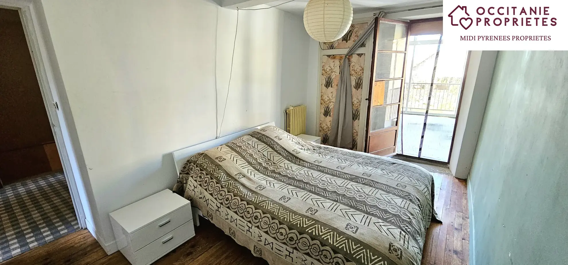 Atypique maison de 223 m² avec dépendances et terrain arboré à Ste Suzanne 