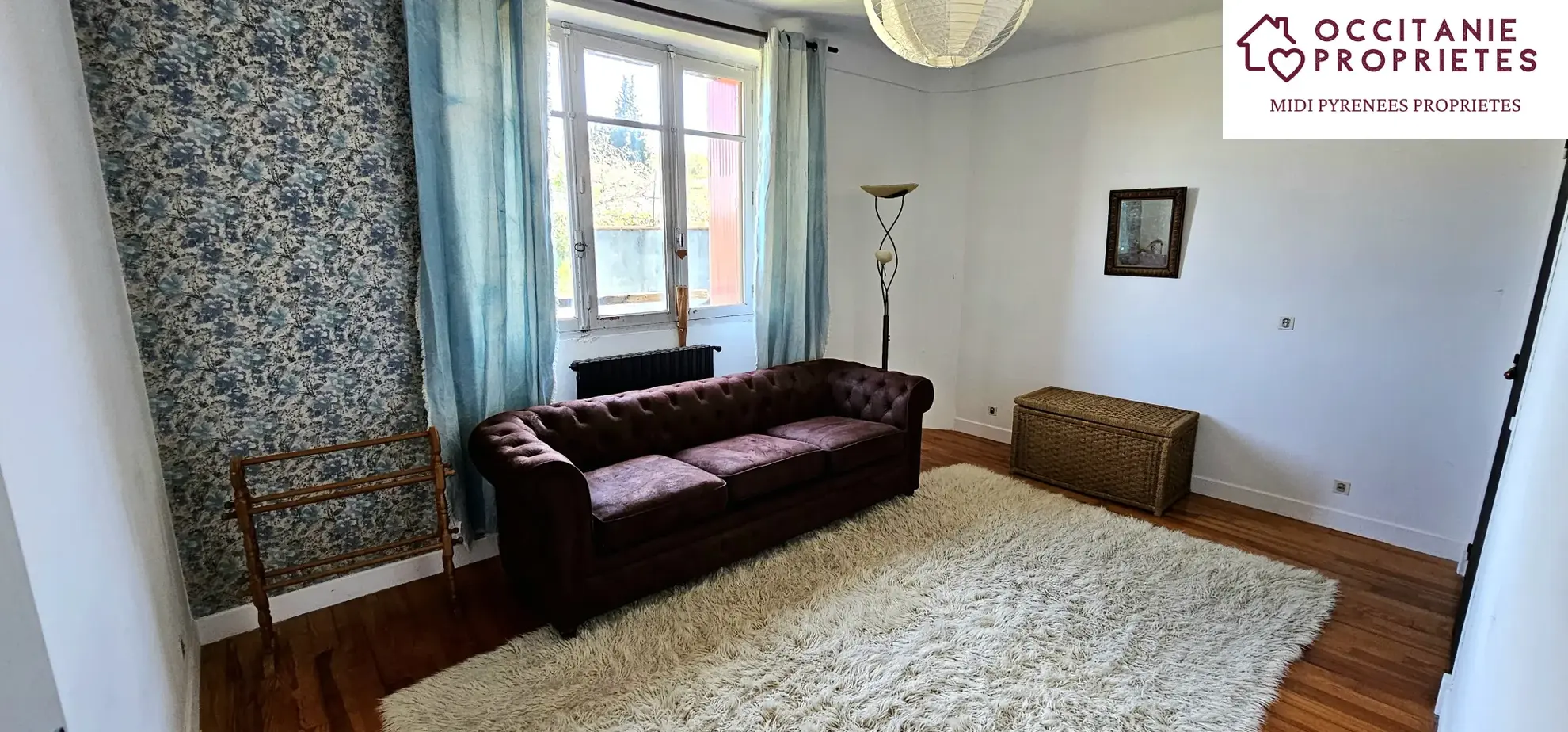 Atypique maison de 223 m² avec dépendances et terrain arboré à Ste Suzanne 