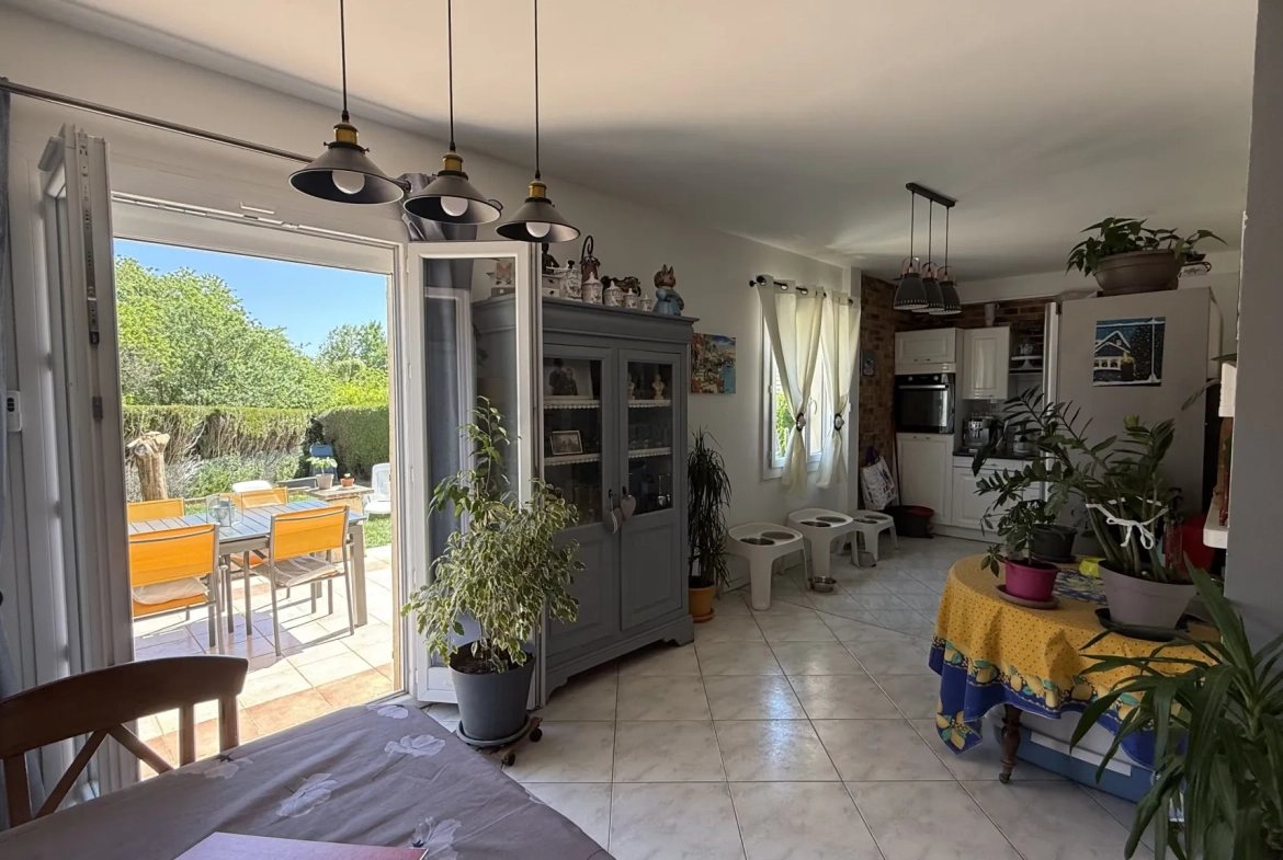 Maison familiale à Rantigny avec jardin et garage – 88 m² 