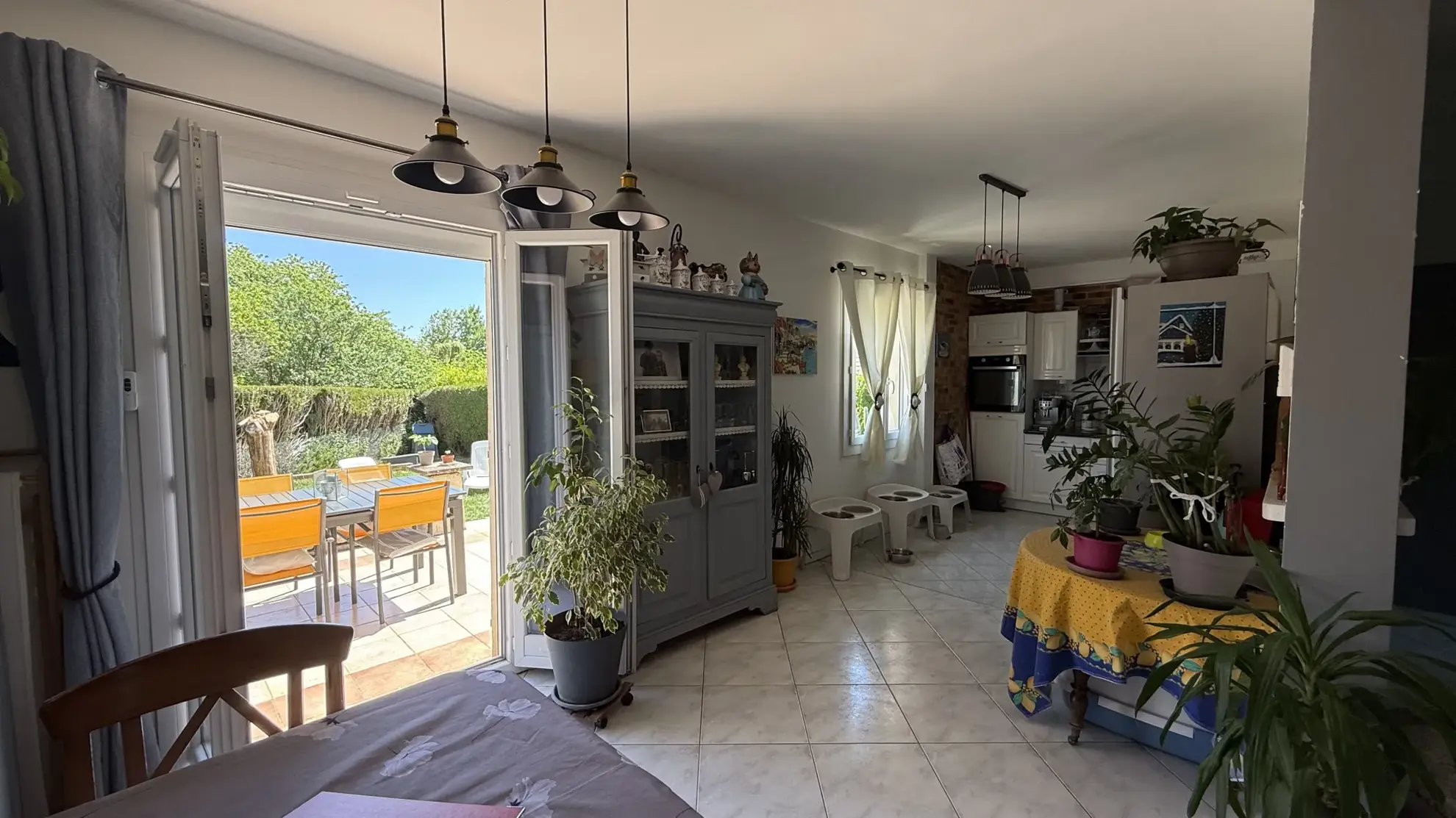 Maison familiale à Rantigny avec jardin et garage – 88 m² 