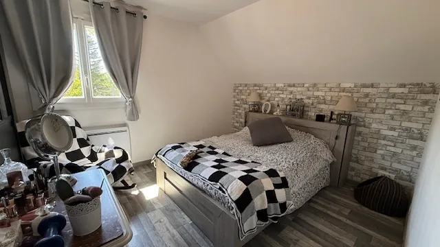 Maison familiale à Rantigny avec jardin et garage – 88 m² 