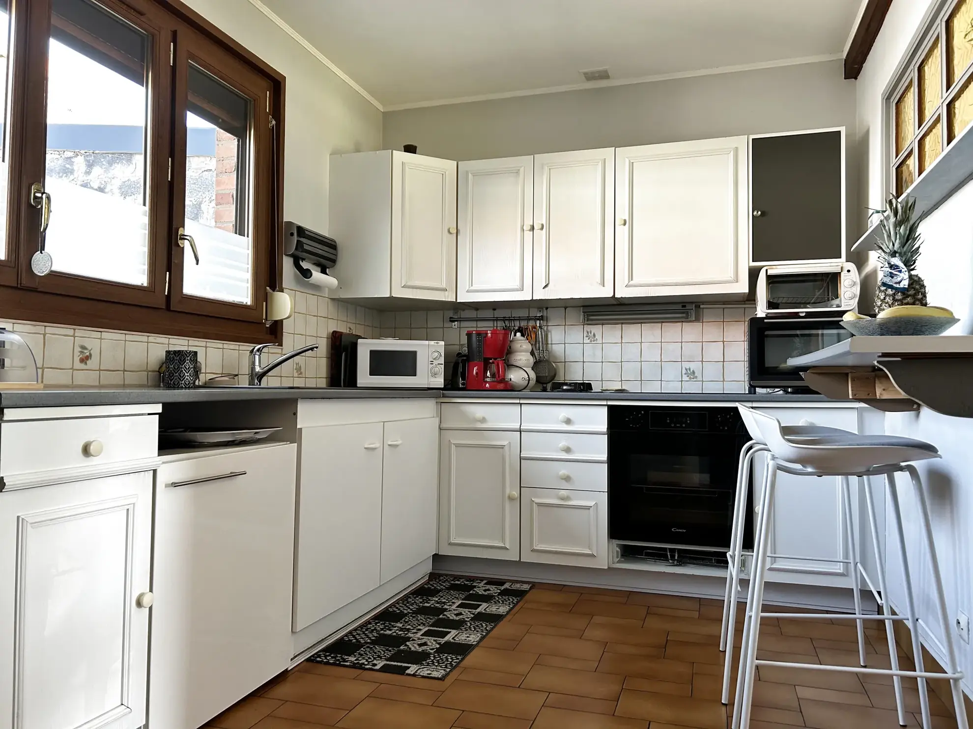 Maison individuelle à Henin Beaumont avec terrasse, 3 chambres et sous-sol spacieux 
