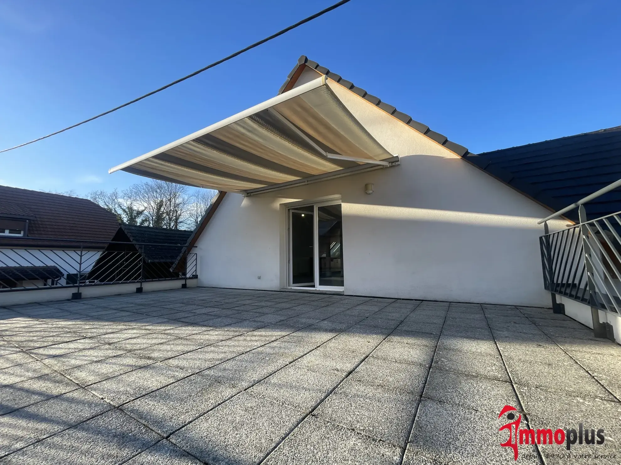 Appartement T3 avec terrasse de 45 m² à Bartenheim - standing et proximité frontière 
