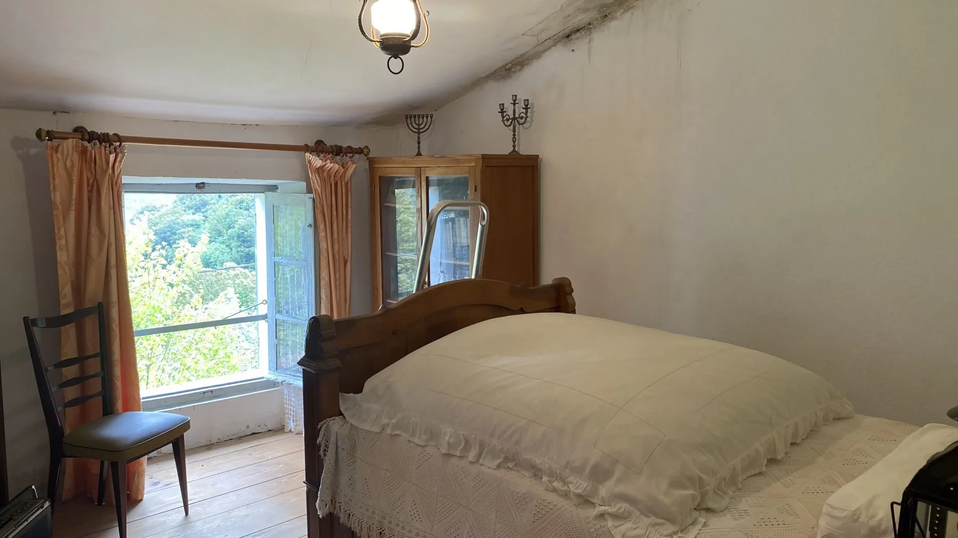 Maison de village spacieuse avec terrain à Loreto di Tallano 