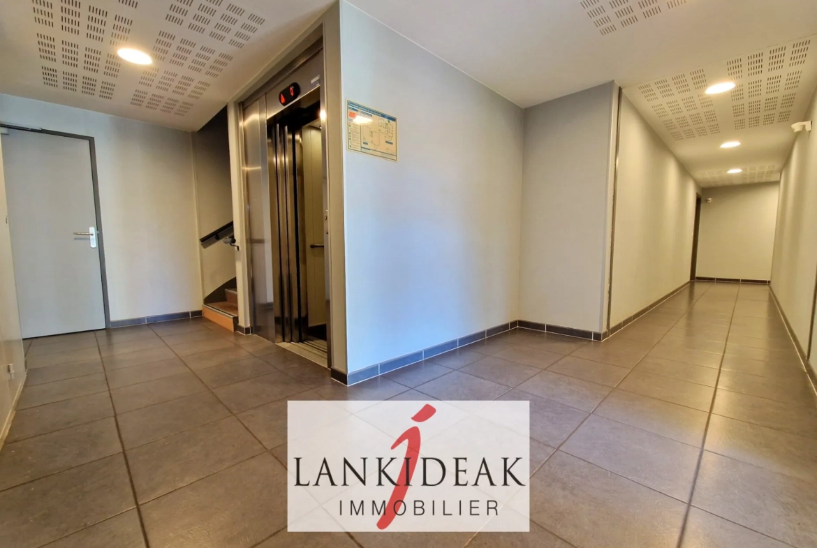 Appartement T3 avec terrasse à Ustaritz - Résidence sécurisée 