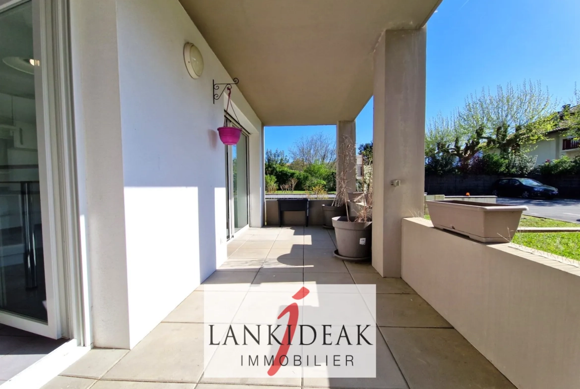 Appartement T3 avec terrasse à Ustaritz - Résidence sécurisée 
