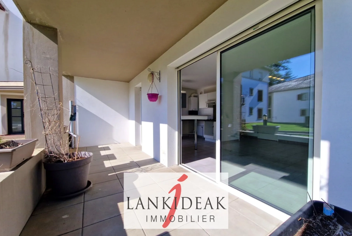 Appartement T3 avec terrasse à Ustaritz - Résidence sécurisée 