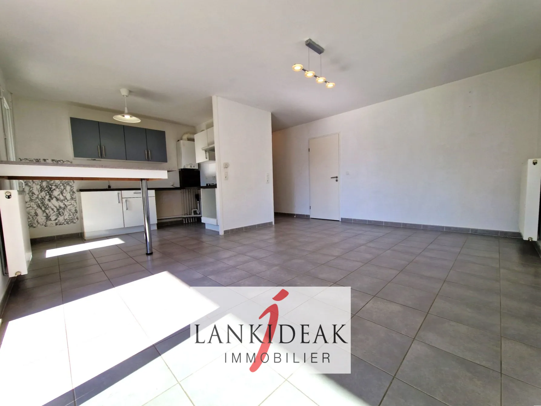Appartement T3 avec terrasse à Ustaritz - Résidence sécurisée 