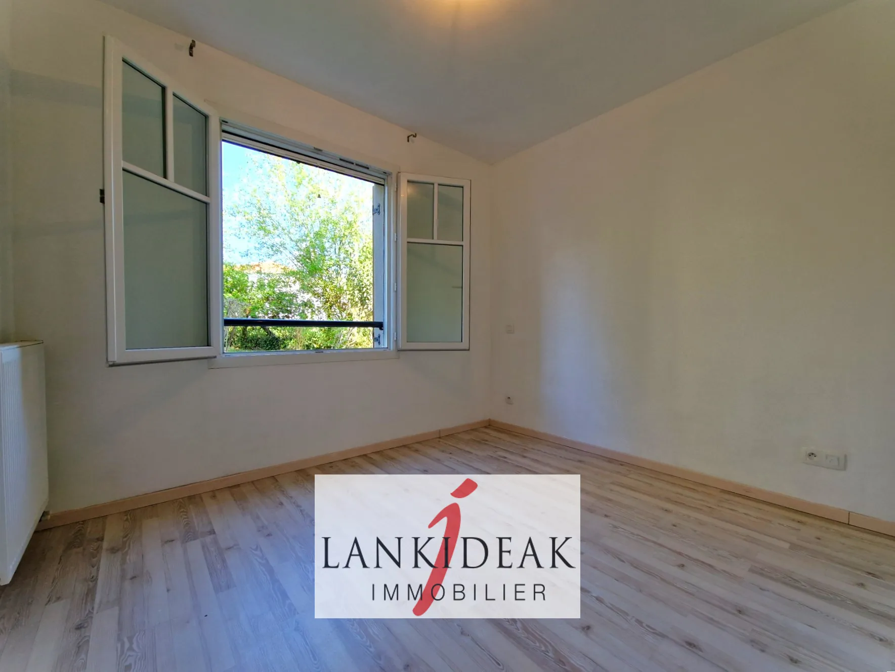 Appartement T3 avec terrasse à Ustaritz - Résidence sécurisée 