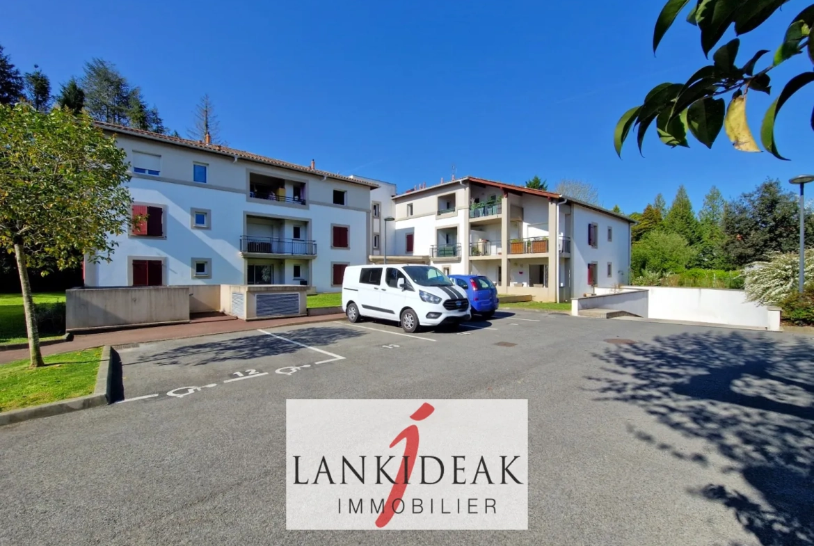 Appartement T3 avec terrasse à Ustaritz - Résidence sécurisée 