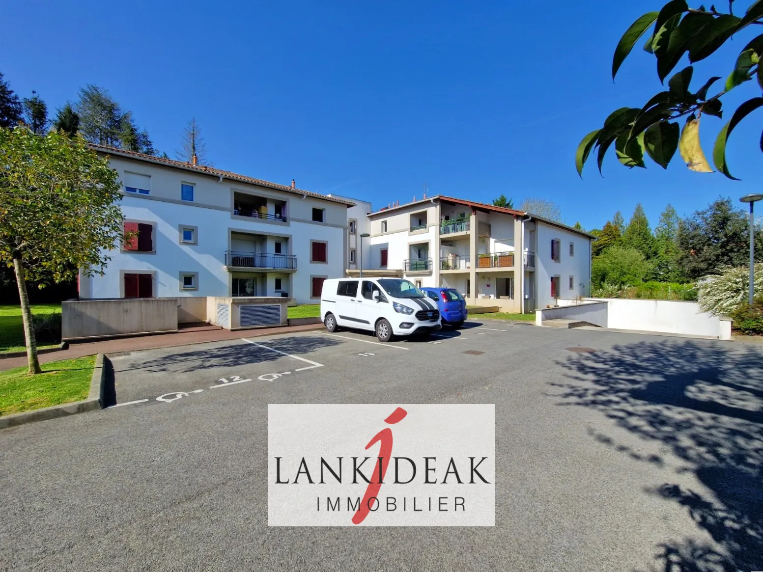 Appartement T3 avec terrasse à Ustaritz - Résidence sécurisée 
