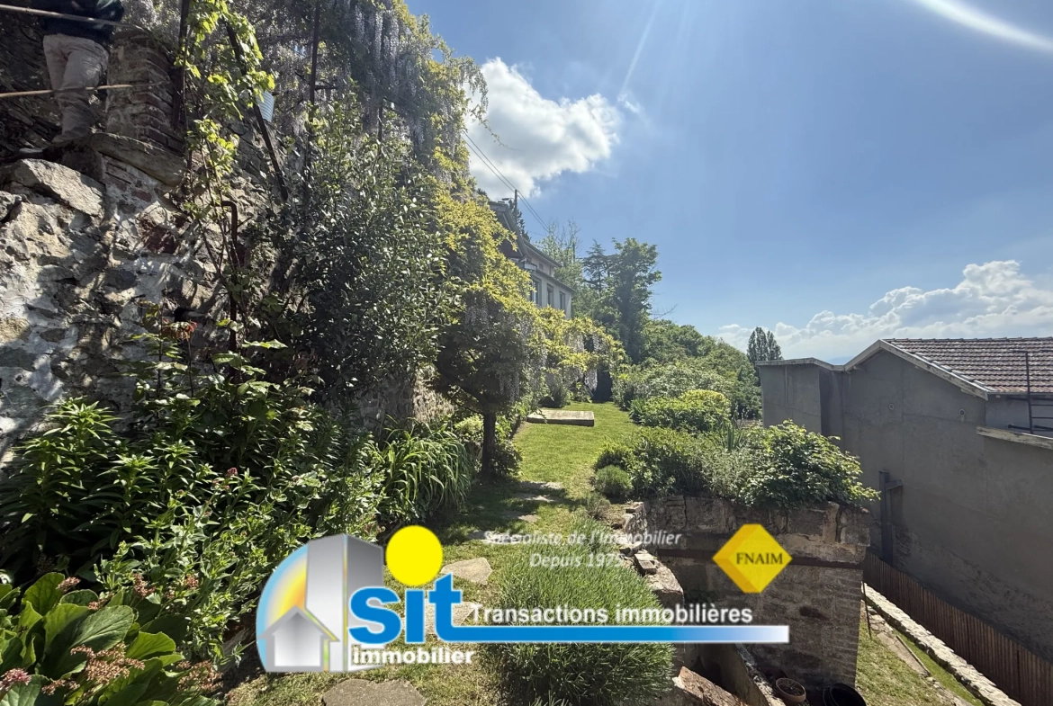 Ensemble immobilier avec vue panoramique à Vienne - Maison et projet de construction 