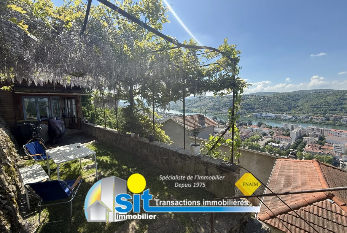 Ensemble immobilier avec vue panoramique à Vienne - Maison et projet de construction 