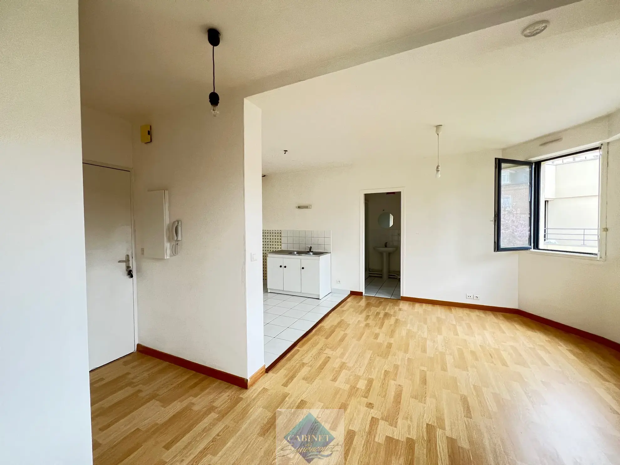 Bel appartement T2 avec cave et parking à Abbeville 