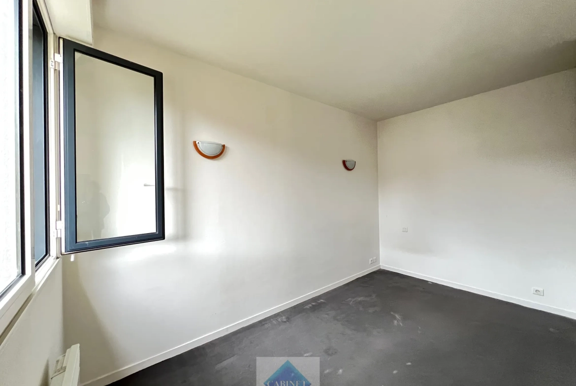 Bel appartement T2 avec cave et parking à Abbeville 