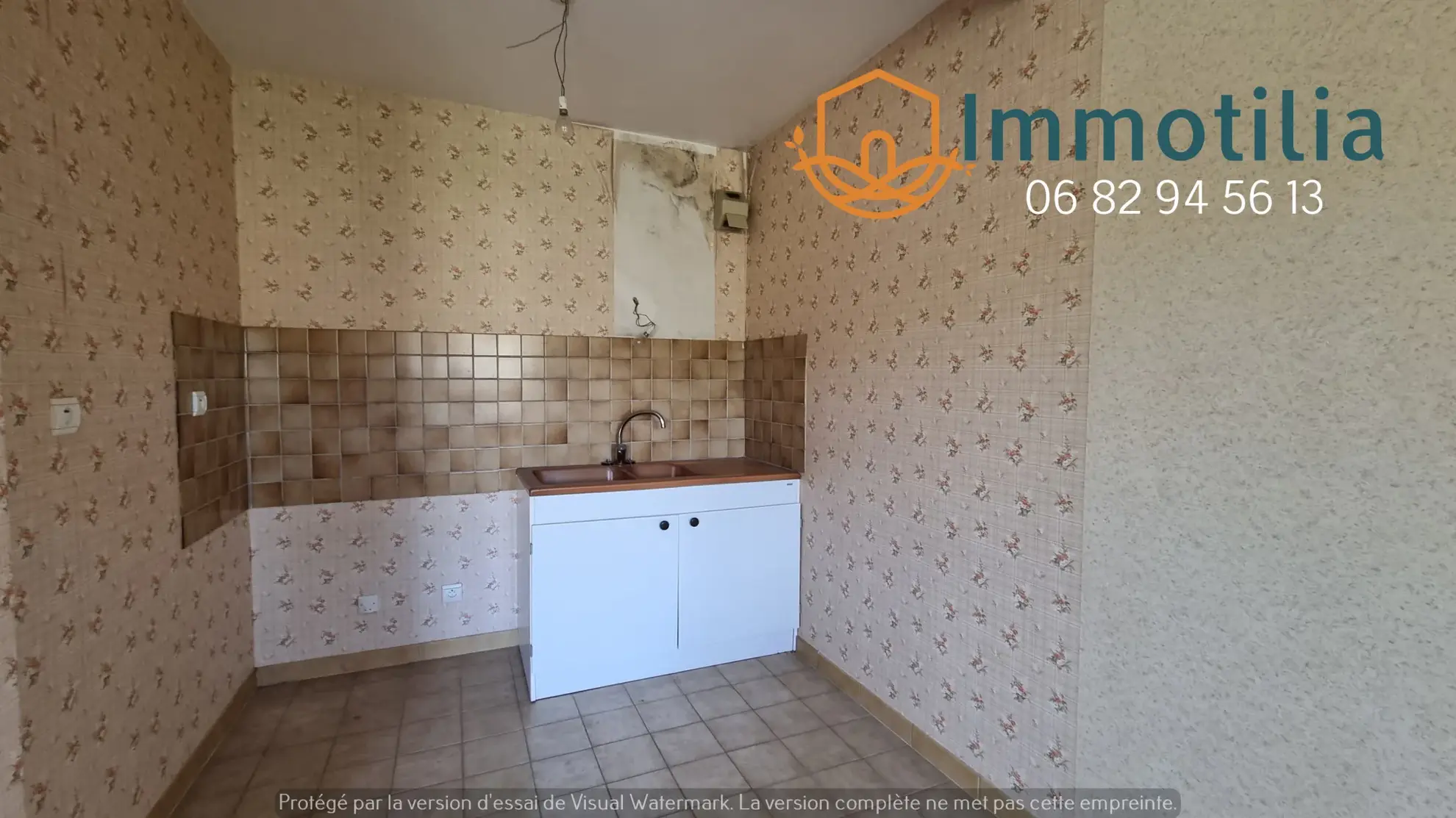 Appartement à vendre à Sens, proche centre-ville et gare, avec balcon et parking couvert 