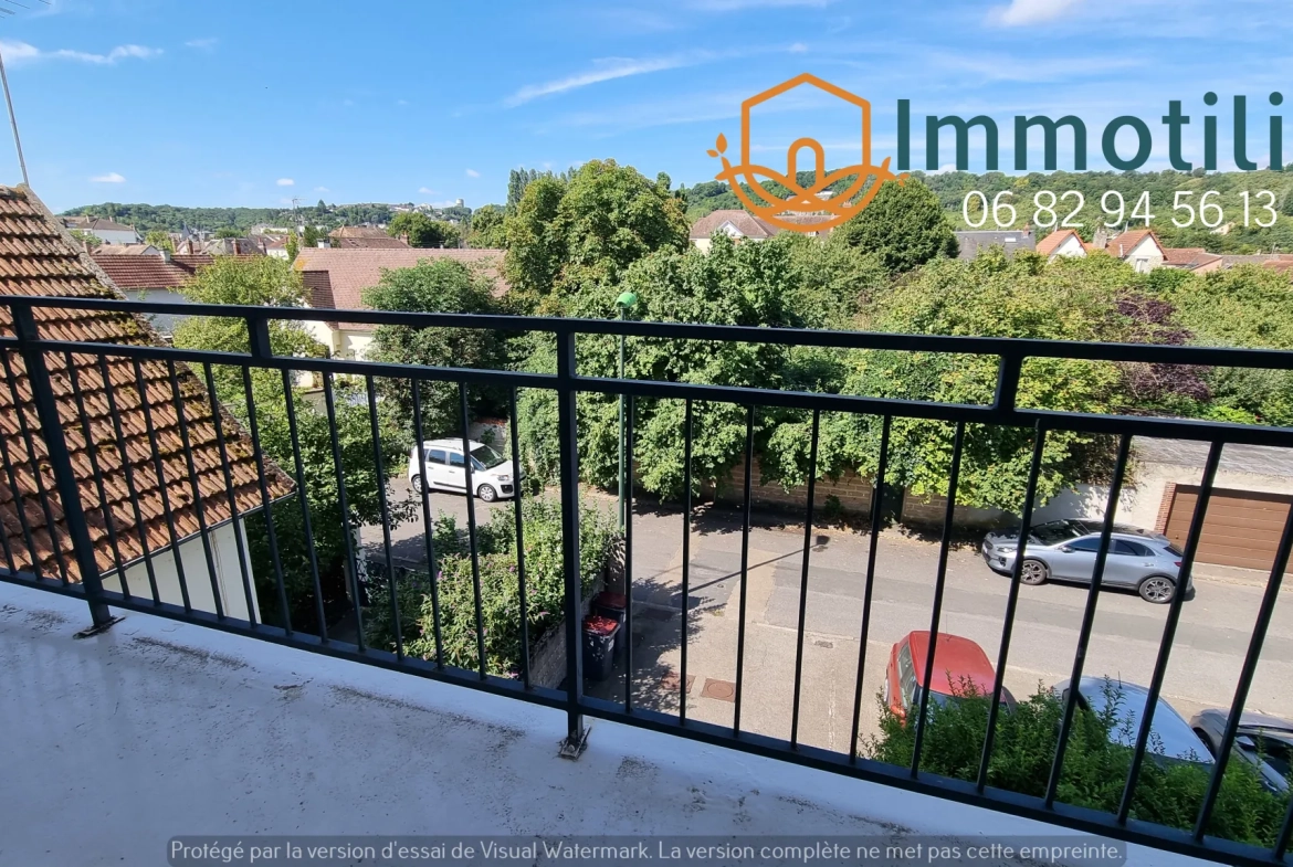 Appartement à vendre à Sens, proche centre-ville et gare, avec balcon et parking couvert 