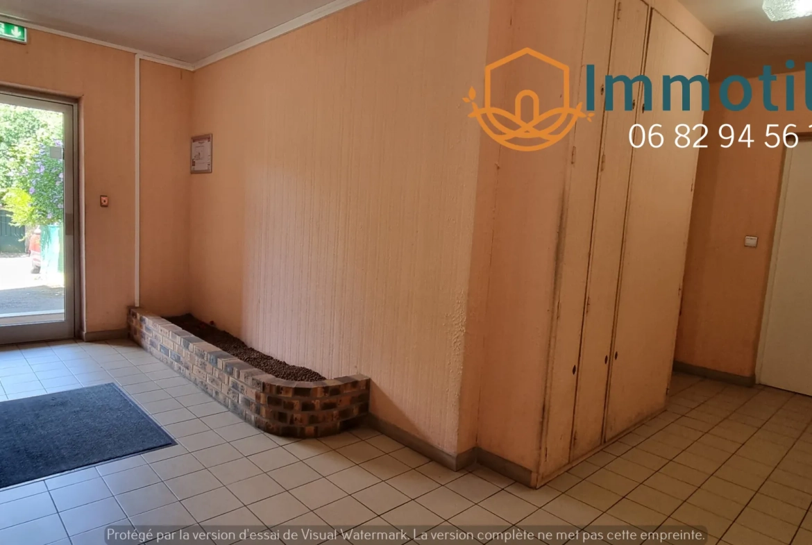 Appartement à vendre à Sens, proche centre-ville et gare, avec balcon et parking couvert 