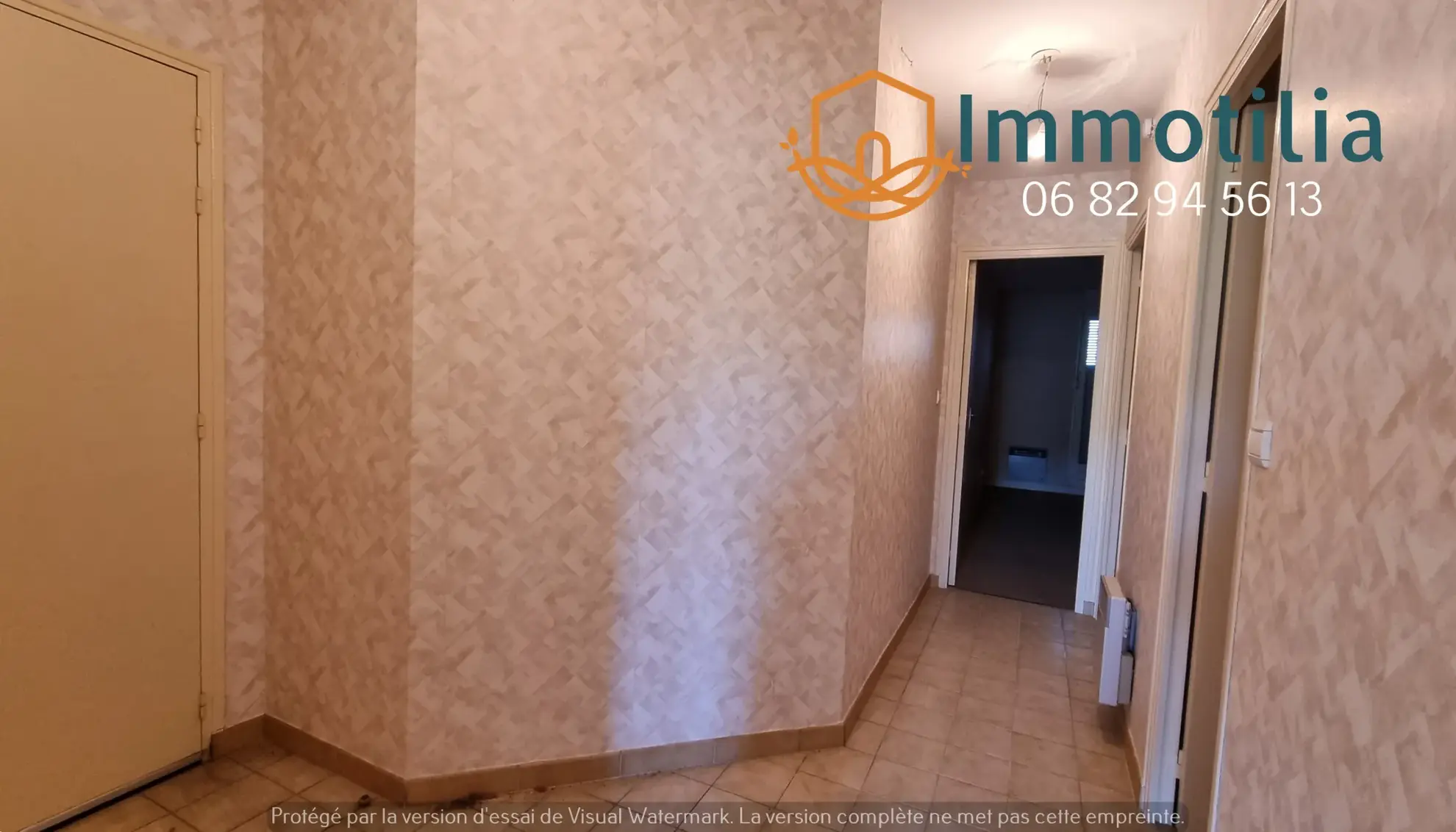 Appartement à vendre à Sens, proche centre-ville et gare, avec balcon et parking couvert 