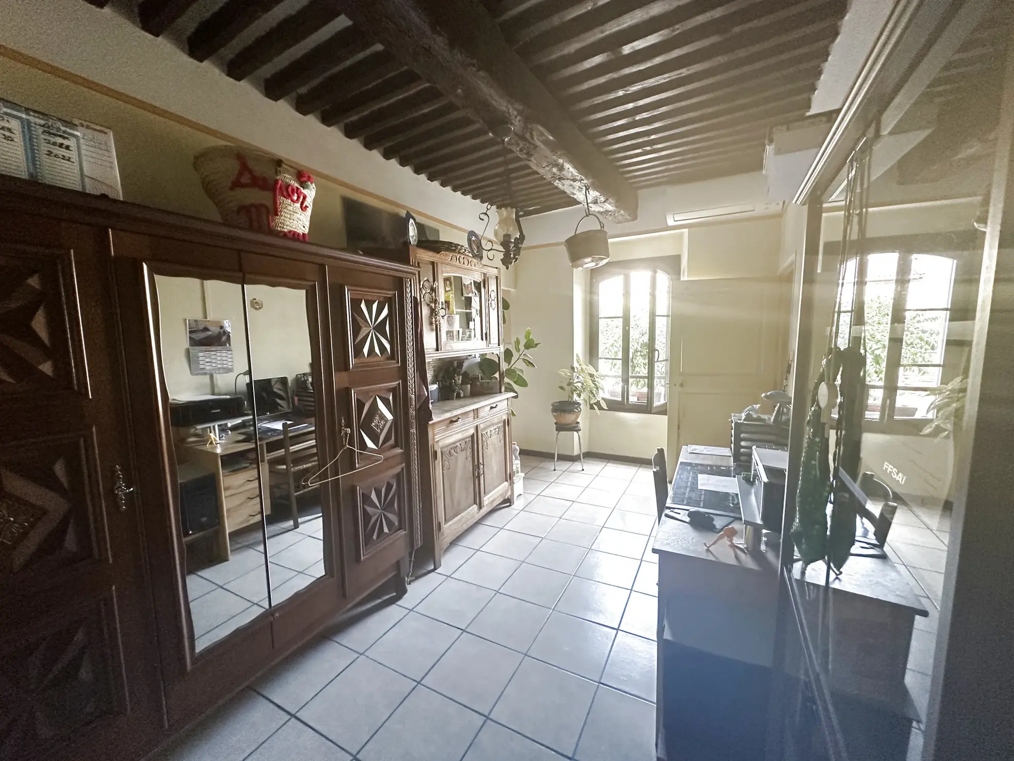 Maison de village à Courthézon de 97 m² avec fort potentiel 