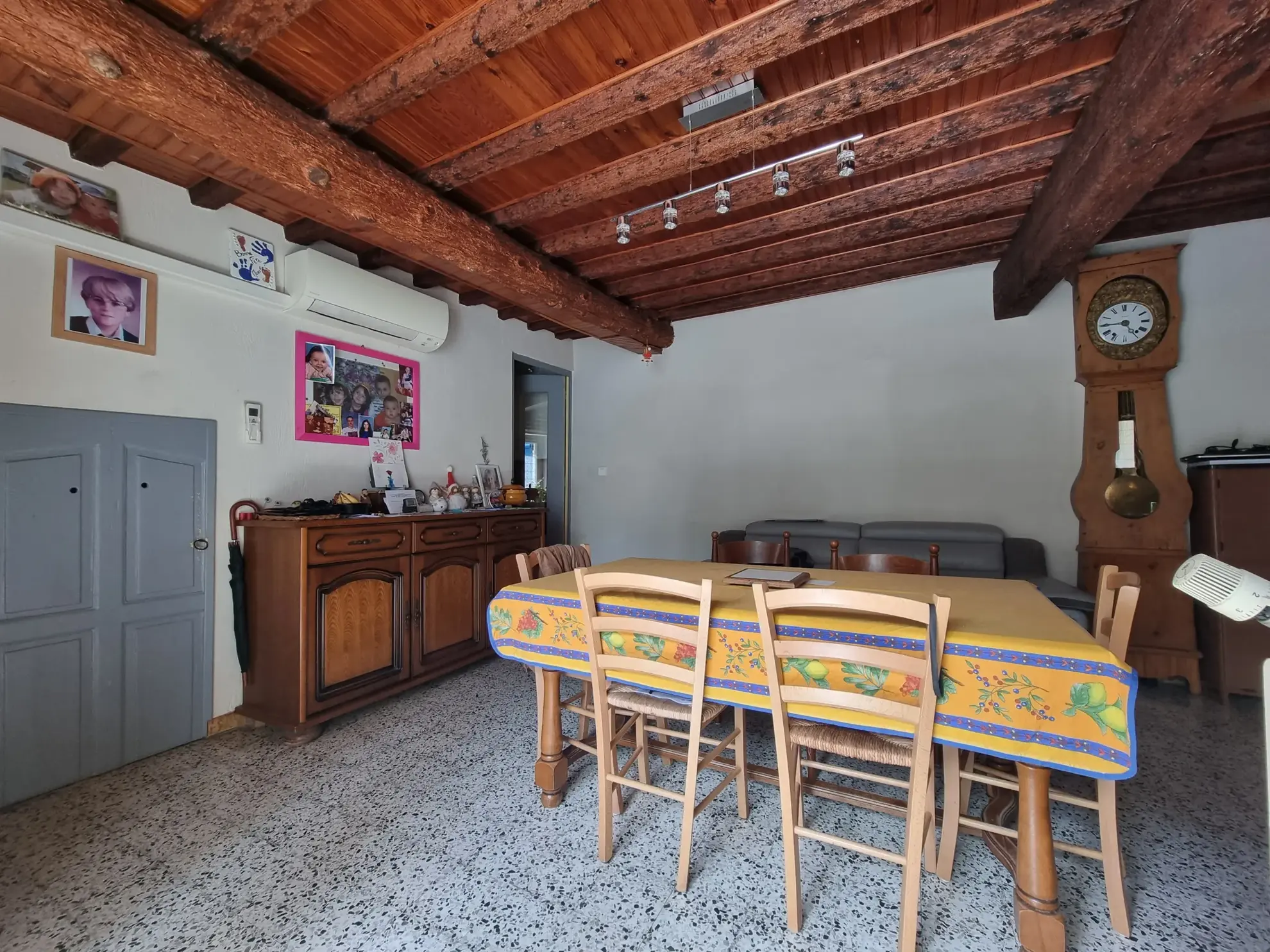Maison de village à Courthézon de 97 m² avec fort potentiel 